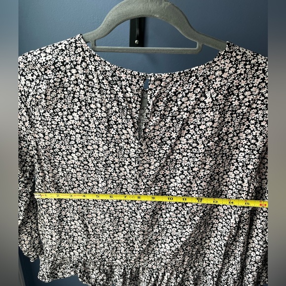 H&M Floral Peplum Top 3/4 Sleeve - Picture 4 of 5